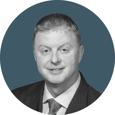 a headshot of scott elliott